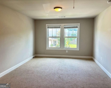 5800 Arbor Green Circle - Photo Thumbnail 11