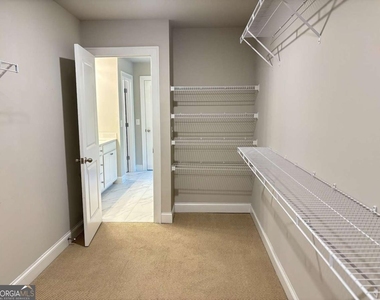 5800 Arbor Green Circle - Photo Thumbnail 17