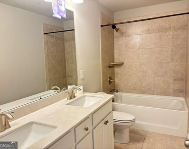 5800 Arbor Green Circle - Photo Thumbnail 23