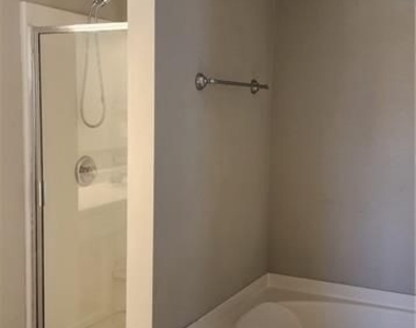 413 Windstone Trail - Photo Thumbnail 38