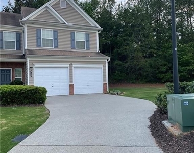 413 Windstone Trail - Photo Thumbnail 2