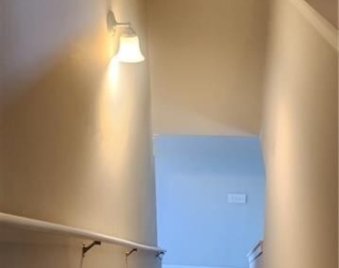 413 Windstone Trail - Photo Thumbnail 24