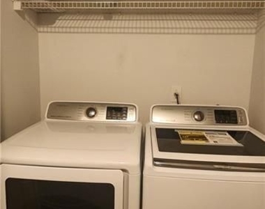 413 Windstone Trail - Photo Thumbnail 28