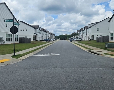 56 Auburn Hill Drive - Photo Thumbnail 22