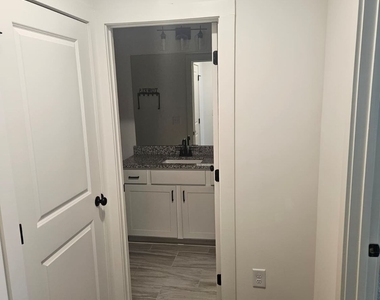 56 Auburn Hill Drive - Photo Thumbnail 16