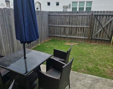 56 Auburn Hill Drive - Photo Thumbnail 20