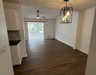 224 Goshen Lane - Photo Thumbnail 3