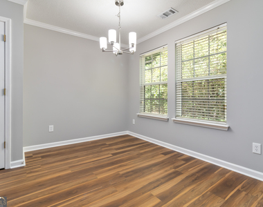 897 Brickleridge Lane Se - Photo Thumbnail 7