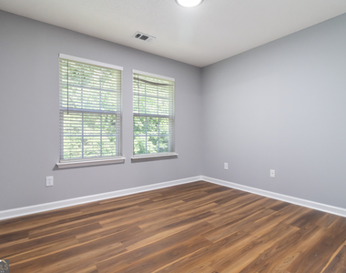897 Brickleridge Lane Se - Photo Thumbnail 21