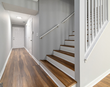 897 Brickleridge Lane Se - Photo Thumbnail 1