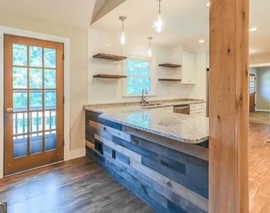 99 Woodvalley Drive - Photo Thumbnail 7