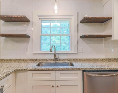 99 Woodvalley Drive - Photo Thumbnail 11