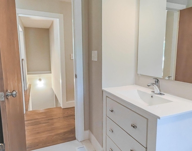 99 Woodvalley Drive - Photo Thumbnail 27