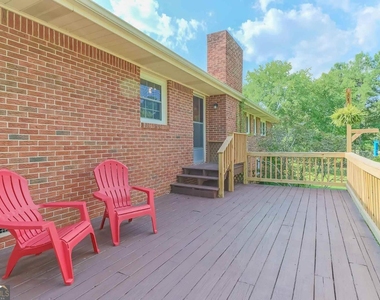 99 Woodvalley Drive - Photo Thumbnail 34