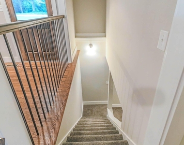 99 Woodvalley Drive - Photo Thumbnail 28