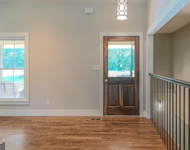 99 Woodvalley Drive - Photo Thumbnail 4