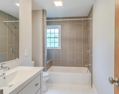 99 Woodvalley Drive - Photo Thumbnail 26