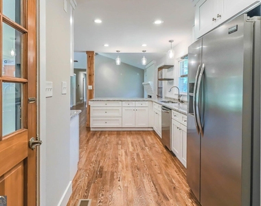 99 Woodvalley Drive - Photo Thumbnail 15