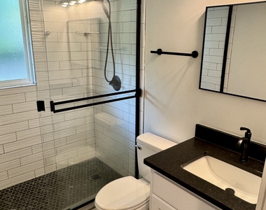 1473 Calhoun Street Lane - Photo Thumbnail 10