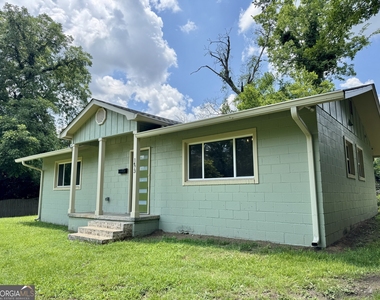 1473 Calhoun Street Lane - Photo Thumbnail 11
