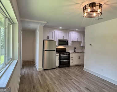 1473 Calhoun Street Lane - Photo Thumbnail 2