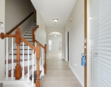 6199 Thorncrest Drive - Photo Thumbnail 10