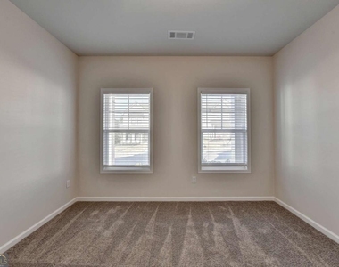 1622 Dover Creek Lane - Photo Thumbnail 26
