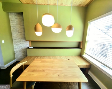 3797 Oxford Circle - Photo Thumbnail 6