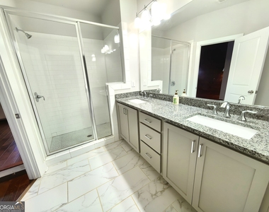 3797 Oxford Circle - Photo Thumbnail 29