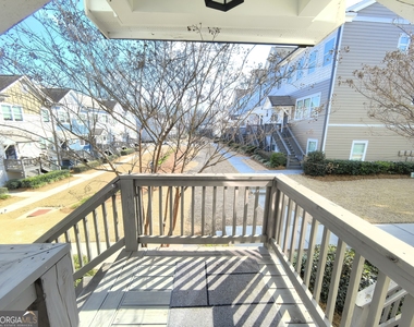 3797 Oxford Circle - Photo Thumbnail 2