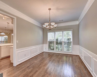 7470 Brookwood Way - Photo Thumbnail 11