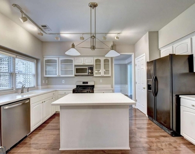 7470 Brookwood Way - Photo Thumbnail 16