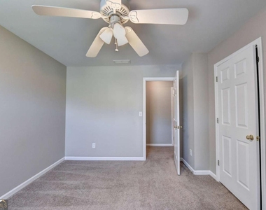 7470 Brookwood Way - Photo Thumbnail 45