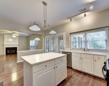 7470 Brookwood Way - Photo Thumbnail 21
