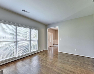 7470 Brookwood Way - Photo Thumbnail 8