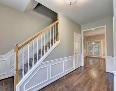 7470 Brookwood Way - Photo Thumbnail 3