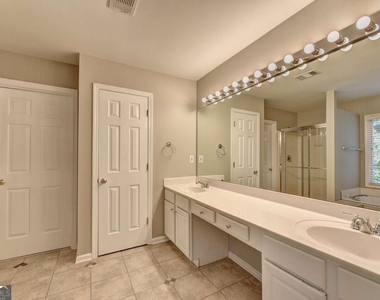 7470 Brookwood Way - Photo Thumbnail 40