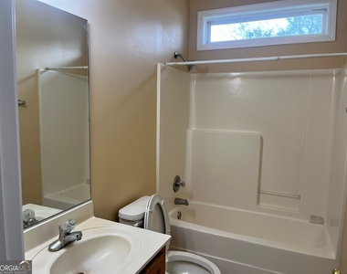 423 Cobblestone Way - Photo Thumbnail 15