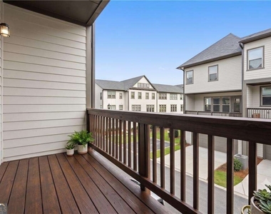 2438 Figaro Drive - Photo Thumbnail 33