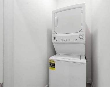 2438 Figaro Drive - Photo Thumbnail 32