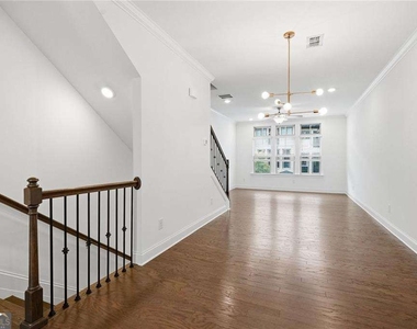 2438 Figaro Drive - Photo Thumbnail 2