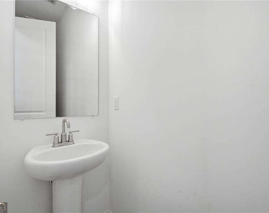 2438 Figaro Drive - Photo Thumbnail 31