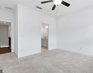 2438 Figaro Drive - Photo Thumbnail 17