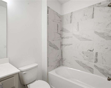 2438 Figaro Drive - Photo Thumbnail 28