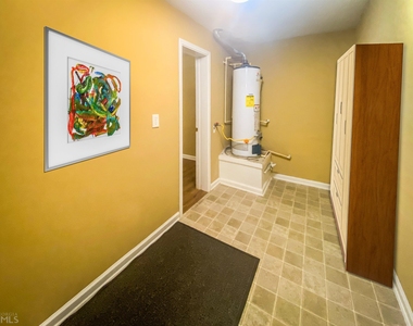 1821 Dalton Way - Photo Thumbnail 5