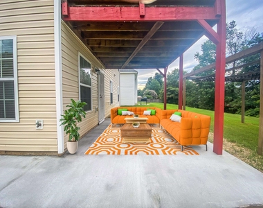 1821 Dalton Way - Photo Thumbnail 3