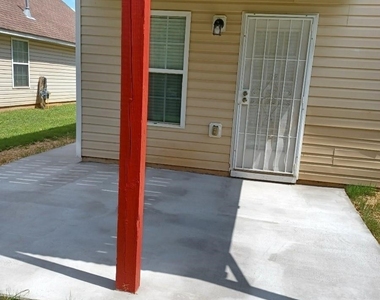 1821 Dalton Way - Photo Thumbnail 10