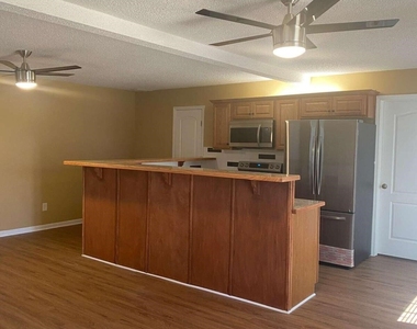1821 Dalton Way - Photo Thumbnail 9