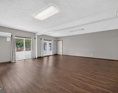 1799 Jimmy Dodd Road - Photo Thumbnail 23