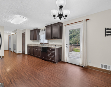 1799 Jimmy Dodd Road - Photo Thumbnail 15